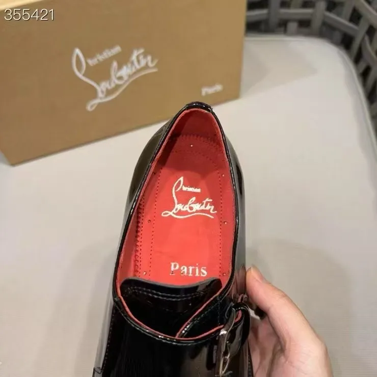 p920💰Men's shoes Christia*.Lobouti*🆑High-end men's business formal leather shoes | Classic red sole shoes | Original imported first-layer cowhide | Iconic rivet decoration | Water-dyed cowhide lining | Italian imported red cowhide outsole | High-end luxury | Perfect interpretation of fashion, sunshine, style, suitable for various occasions Size: 39-44 (customized at 38.45.46)